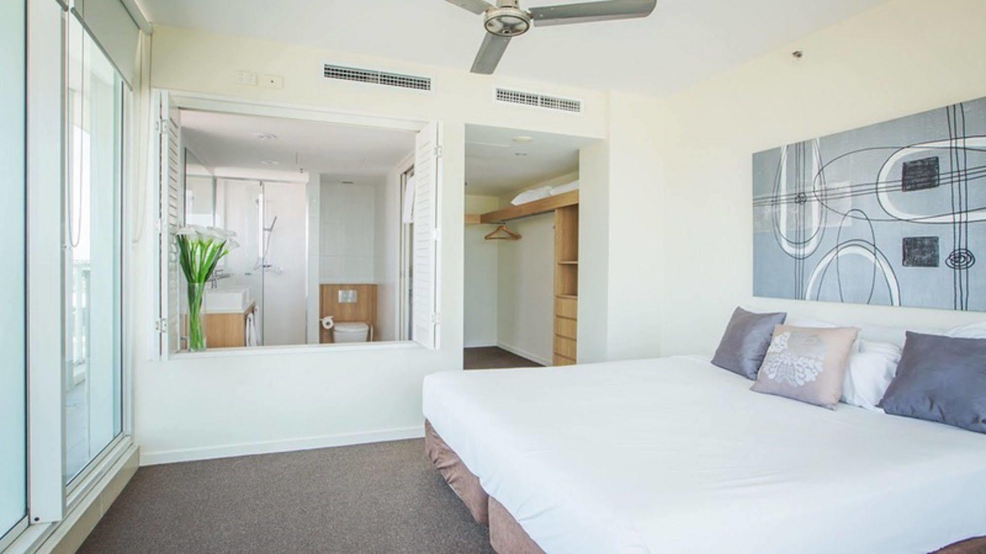 Lanai Riverside Apartments Mackay Exteriör bild